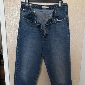 Levi's Women's Ribcage Straight Leg Jeans in Dark Blue